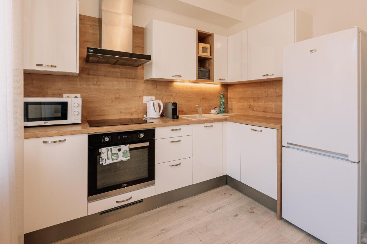 ברטיסלאבה Skau 1 Old Town Family & Business Apartment Free Parking מראה חיצוני תמונה