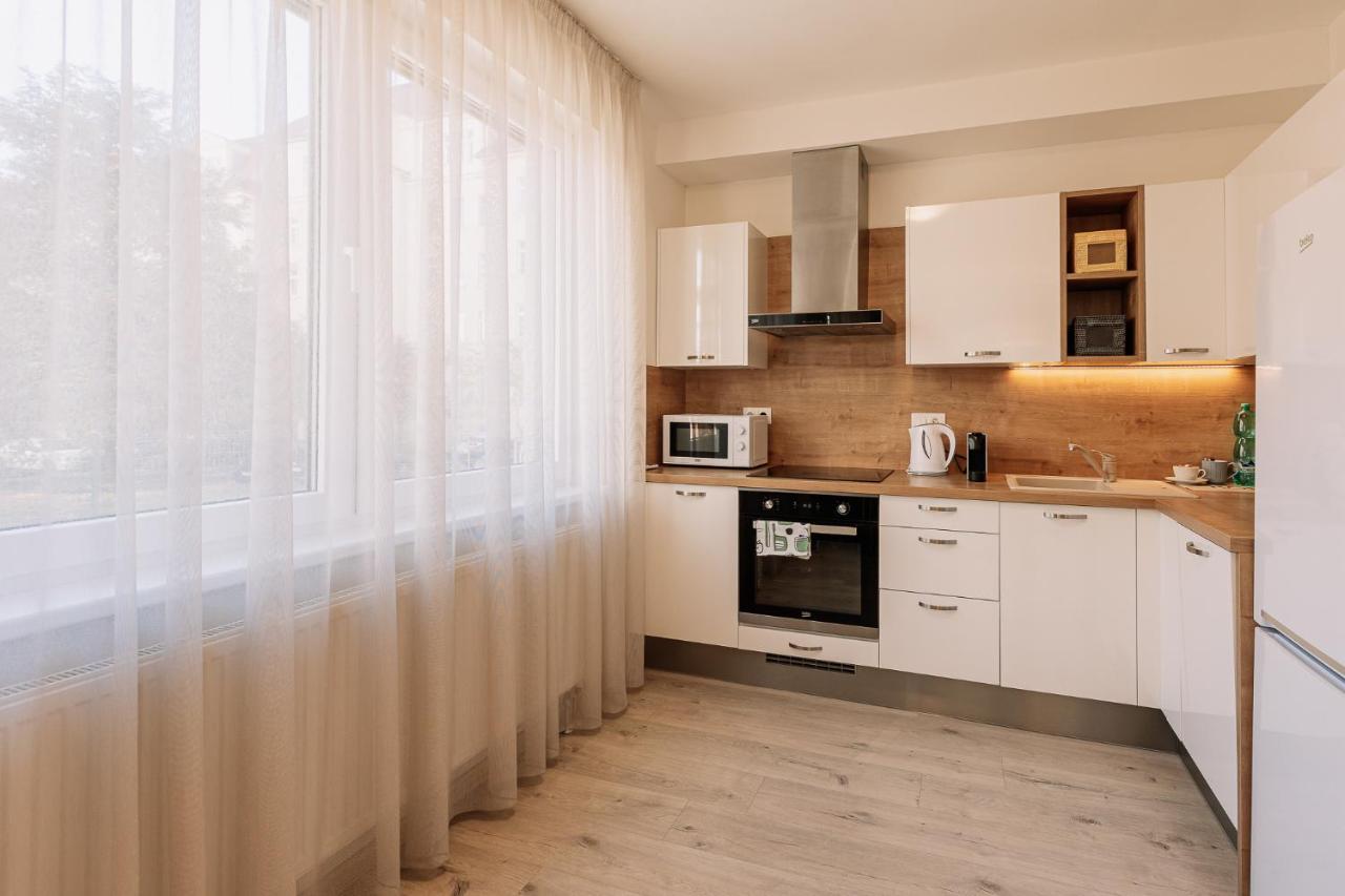 ברטיסלאבה Skau 1 Old Town Family & Business Apartment Free Parking מראה חיצוני תמונה